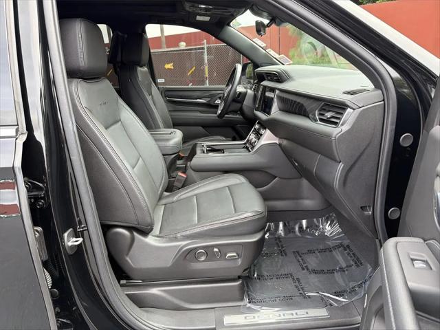2023 GMC Yukon XL 4WD Denali