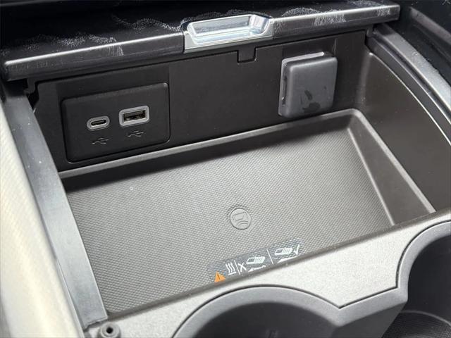 2023 GMC Yukon XL 4WD Denali