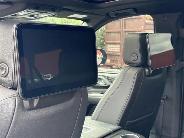 2023 GMC Yukon XL 4WD Denali