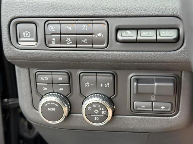 2023 GMC Yukon XL 4WD Denali