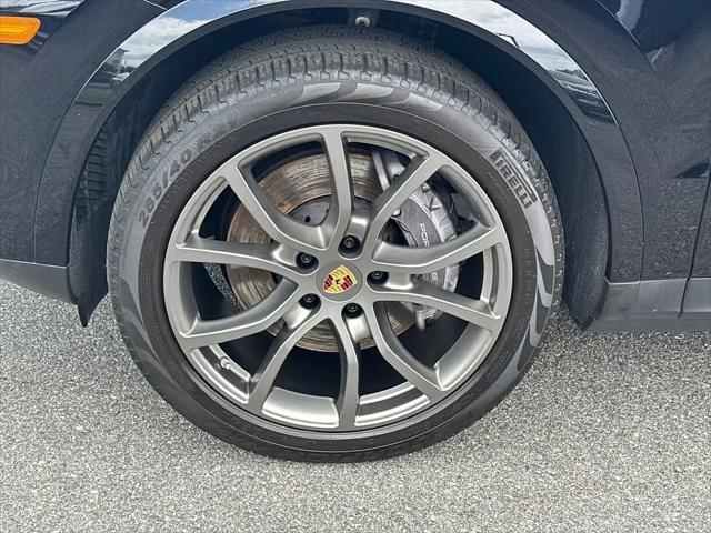 2022 Porsche Cayenne Cayenne