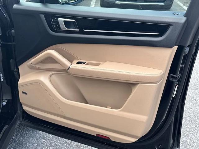 2022 Porsche Cayenne Cayenne