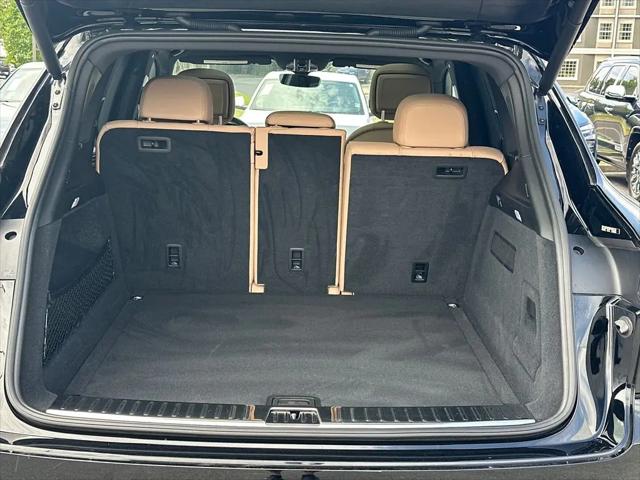2022 Porsche Cayenne Cayenne