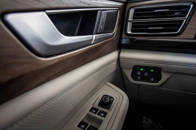 2026 Volkswagen Atlas SE