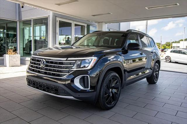 2026 Volkswagen Atlas SE with Technology