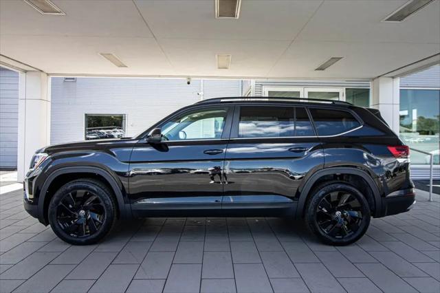 2026 Volkswagen Atlas SE with Technology