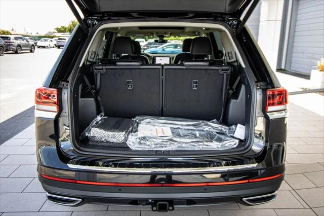 2026 Volkswagen Atlas SE with Technology