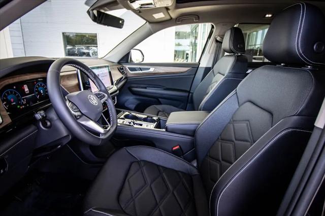 2026 Volkswagen Atlas SE with Technology