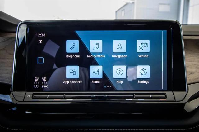 2026 Volkswagen Atlas SE with Technology