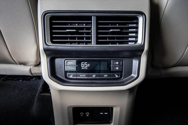 2026 Volkswagen Atlas SEL Premium R-Line