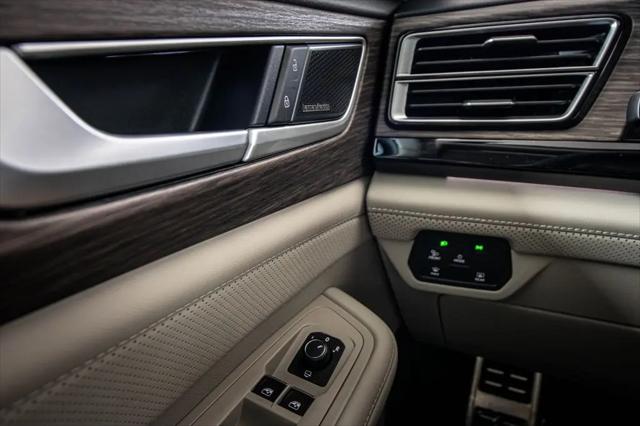 2026 Volkswagen Atlas SEL Premium R-Line