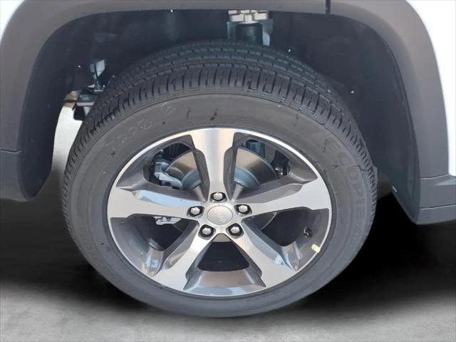 2026 Jeep Grand Cherokee Limited 4x2