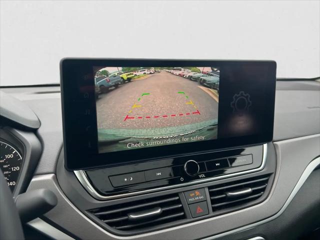 2026 Nissan Altima SR FWD