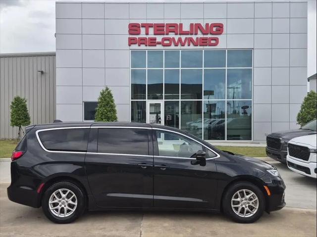 2023 Chrysler Pacifica Touring L for sale in Opelousas, LA