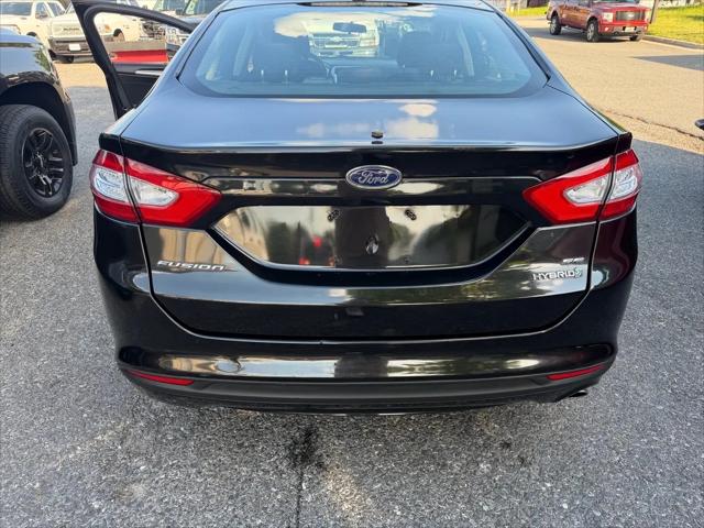 2014 Ford Fusion Hybrid SE