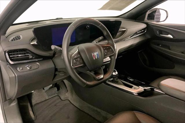 2025 Buick NV Sport Touring FWD