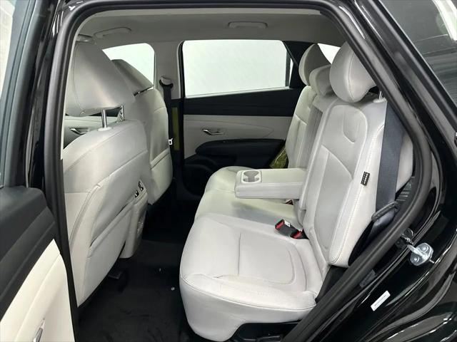 2026 Hyundai Tucson Hybrid Blue SE