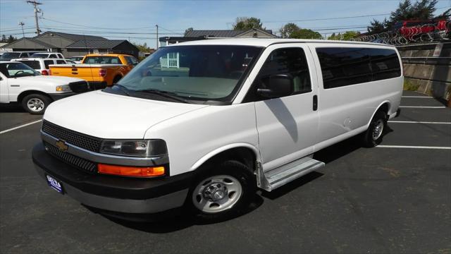 2017 Chevrolet Express LT