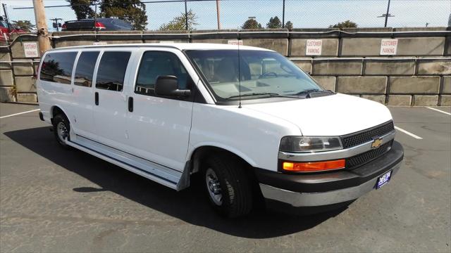 2017 Chevrolet Express LT