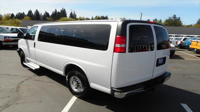 2017 Chevrolet Express LT