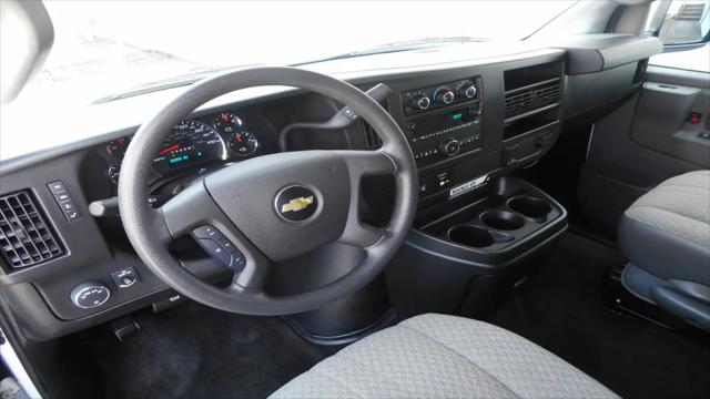 2017 Chevrolet Express LT