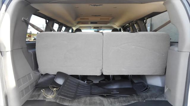 2017 Chevrolet Express LT