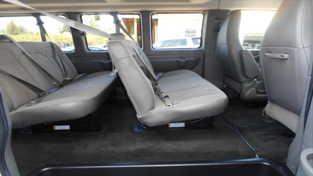 2017 Chevrolet Express LT