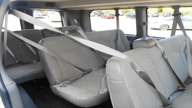 2017 Chevrolet Express LT