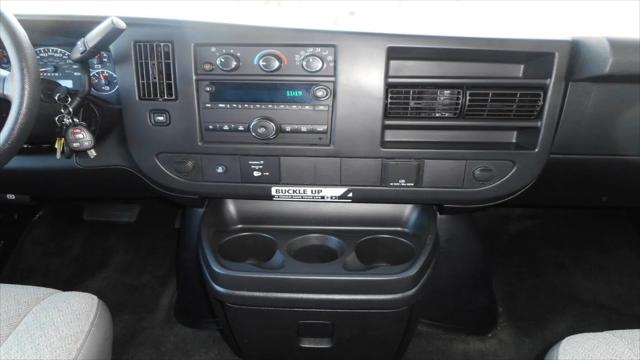 2017 Chevrolet Express LT