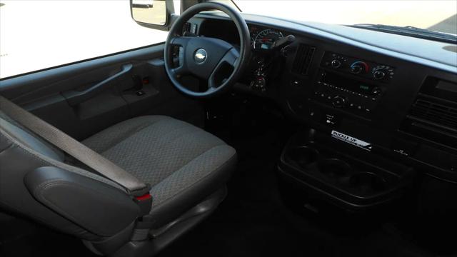 2017 Chevrolet Express LT
