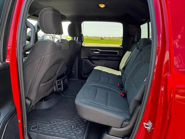 2025 Ram 1500 Big Horn Crew Cab 4x4 5'7" Box