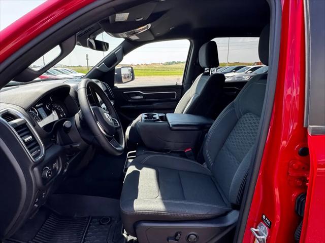 2025 Ram 1500 Big Horn Crew Cab 4x4 5'7" Box