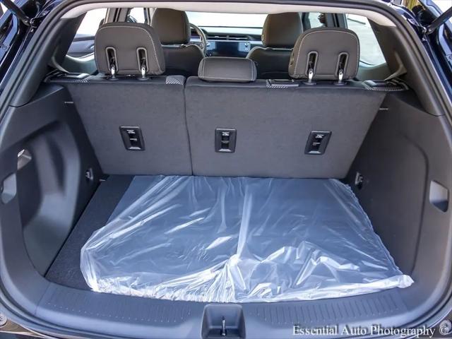 2027 Chevrolet Bolt LT FWD