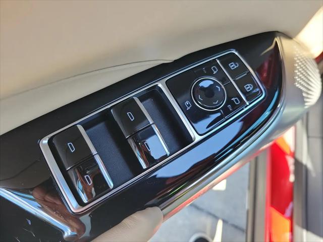 2025 Cadillac iQ Sport 3 RWD
