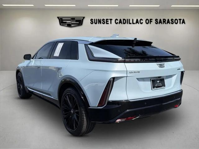 2024 Cadillac iQ Luxury w/1SE
