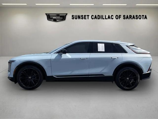 2024 Cadillac iQ Luxury w/1SE