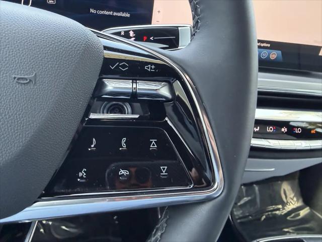 2024 Cadillac iQ Luxury w/1SE