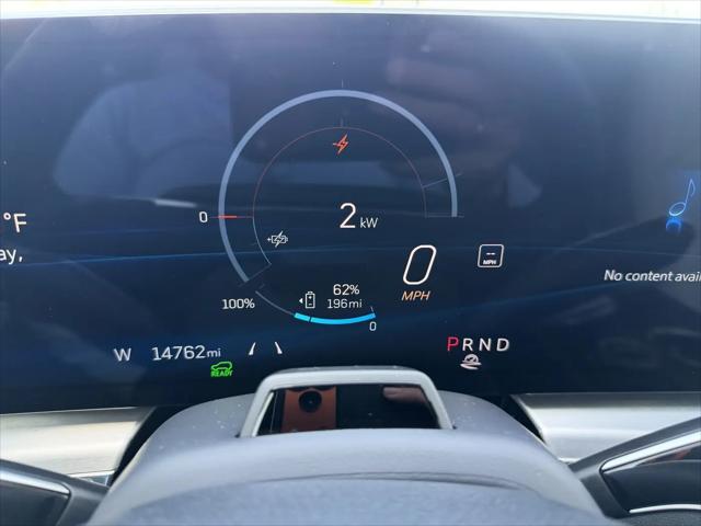 2024 Cadillac iQ Luxury w/1SE