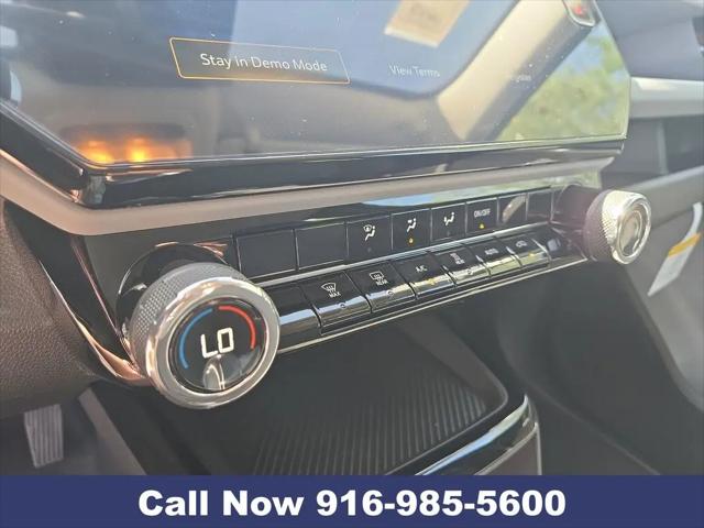 2027 Chevrolet Bolt LT FWD