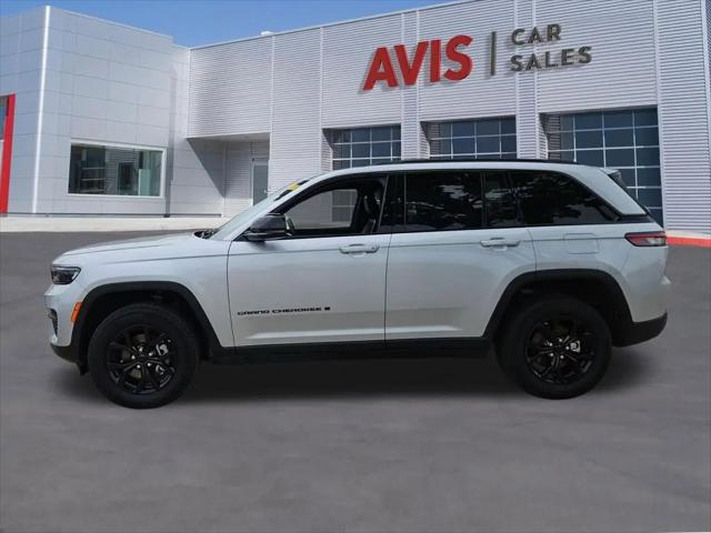 2025 Jeep Grand Cherokee Altitude 4x4