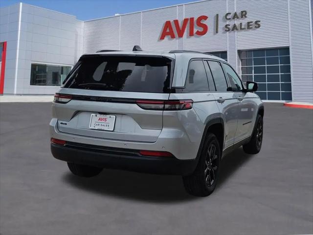 2025 Jeep Grand Cherokee Altitude 4x4