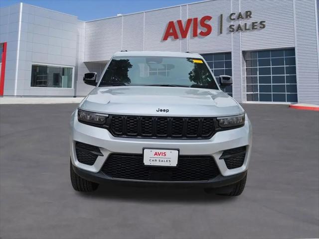 2025 Jeep Grand Cherokee Altitude 4x4