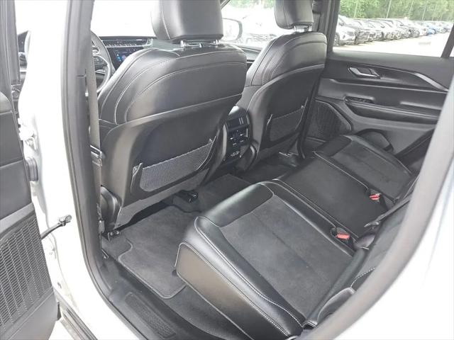 2025 Jeep Grand Cherokee Altitude 4x4
