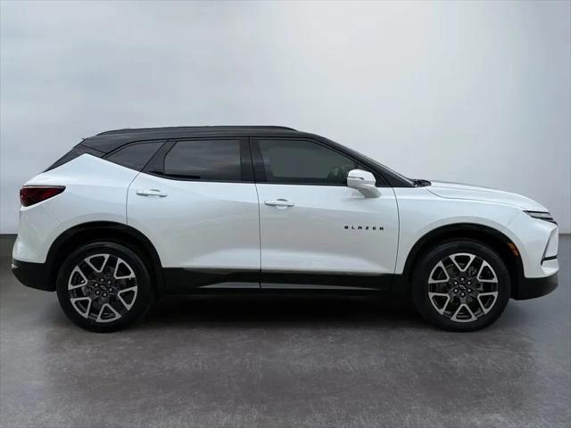 2023 Chevrolet Blazer FWD RS