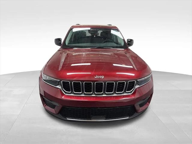 2024 Jeep Grand Cherokee Laredo X 4x4
