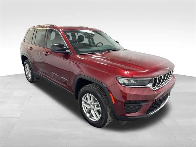 2024 Jeep Grand Cherokee Laredo X 4x4