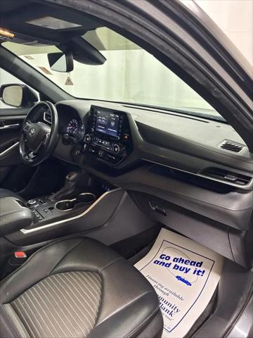 2022 Toyota Highlander XSE