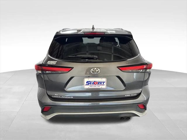 2022 Toyota Highlander XSE