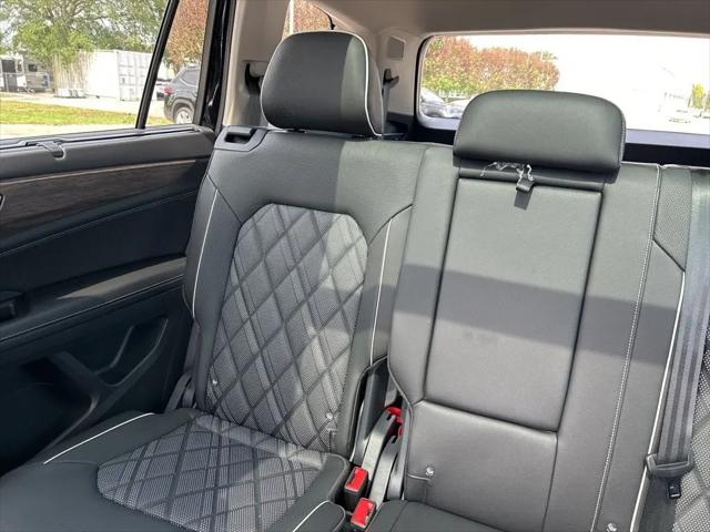 2026 Volkswagen Atlas SEL Premium R-Line