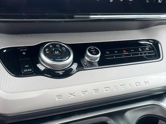 2026 Ford Expedition Max Active MAX